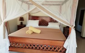 Kusini Beach Villas